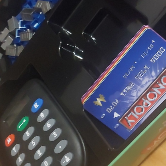 Monopoly Electronic Banking Boardgame EUC Complete - Picture 7 of 7